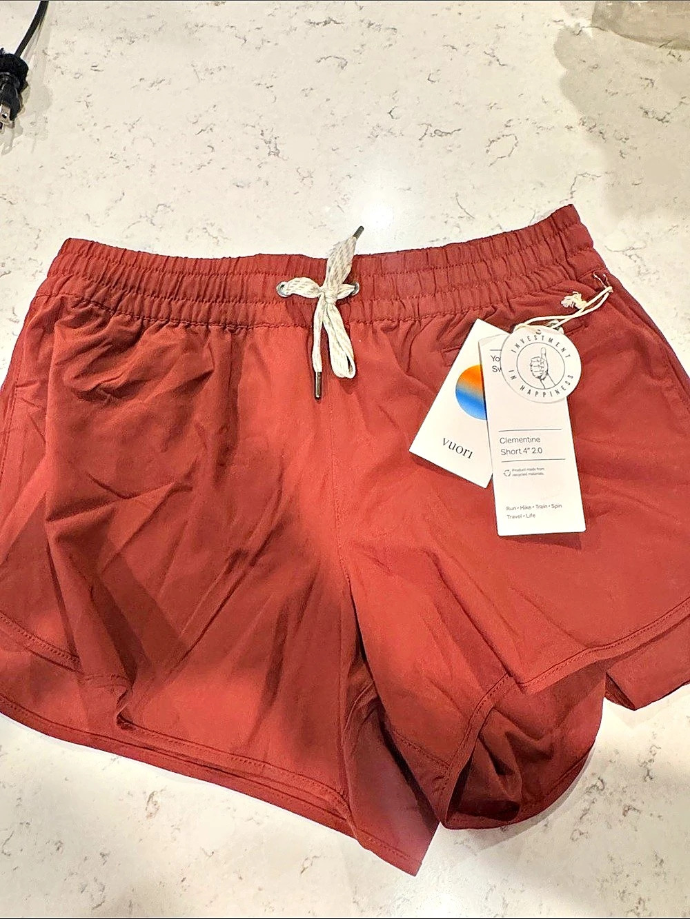 Vuori Clementine Short 2.0 Athletic Shorts in Red Size Medium NWT